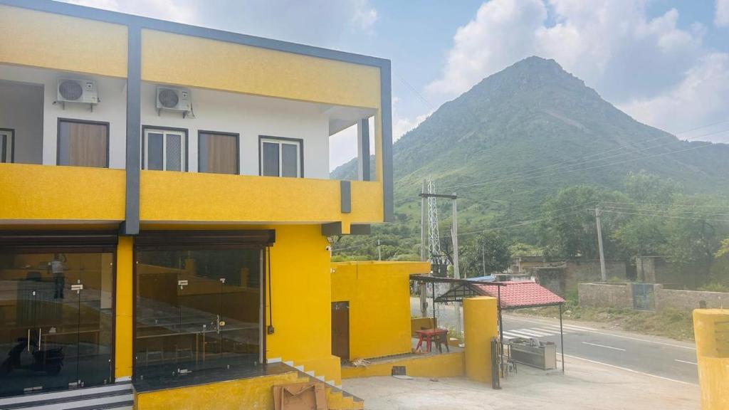 Badal Valley Resort