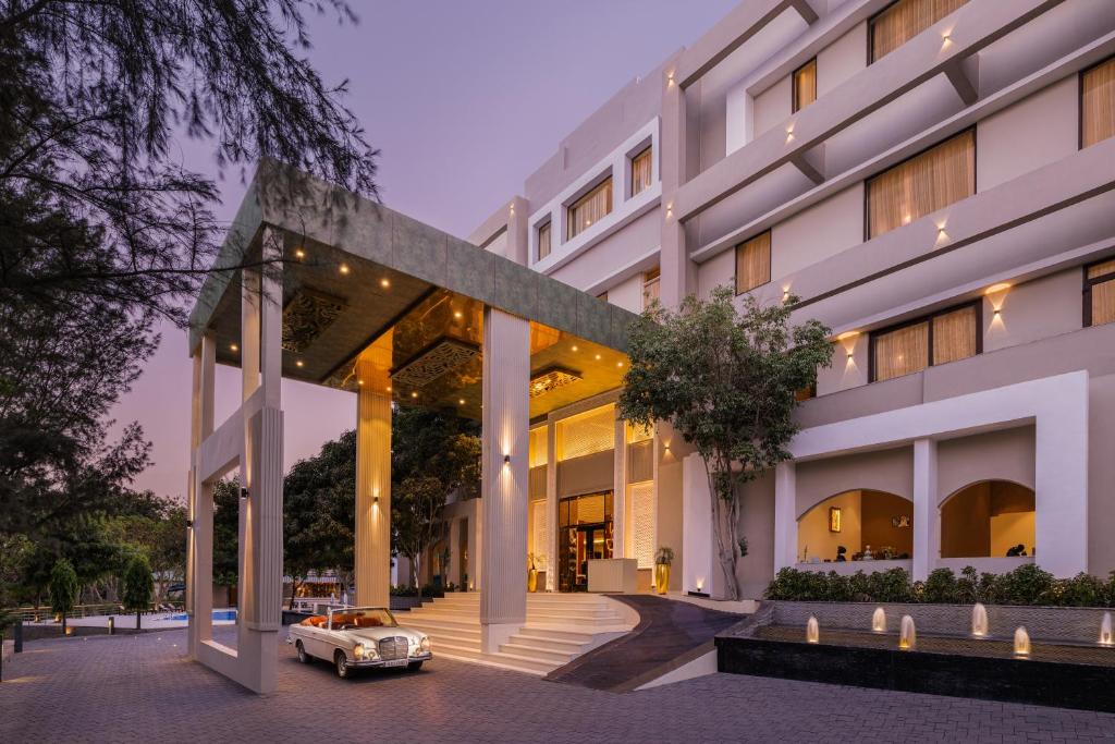 Essentia Luxury Resort & Spa Udaipur